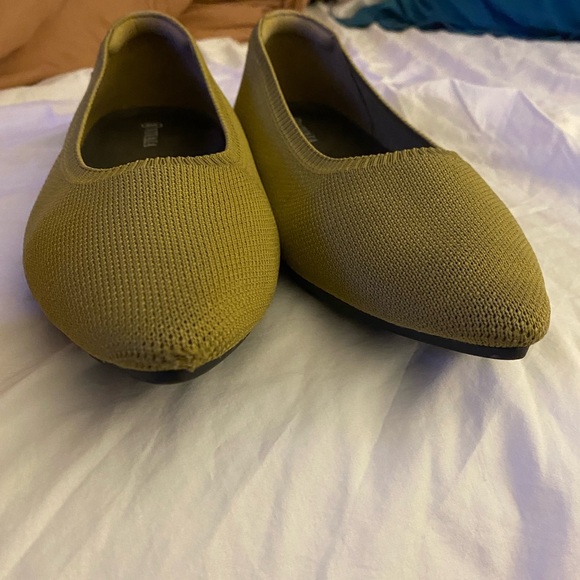 Vivaia Aria Flats size 10 - Picture 2 of 5